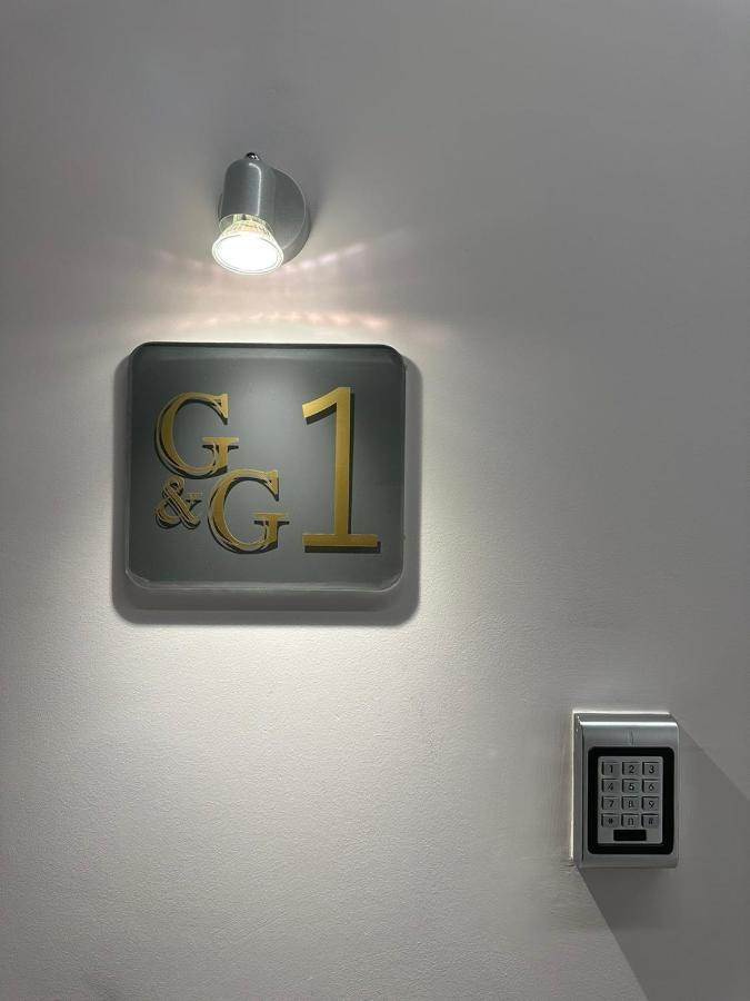 Meteora Gold And Glass カランバカ エクステリア 写真