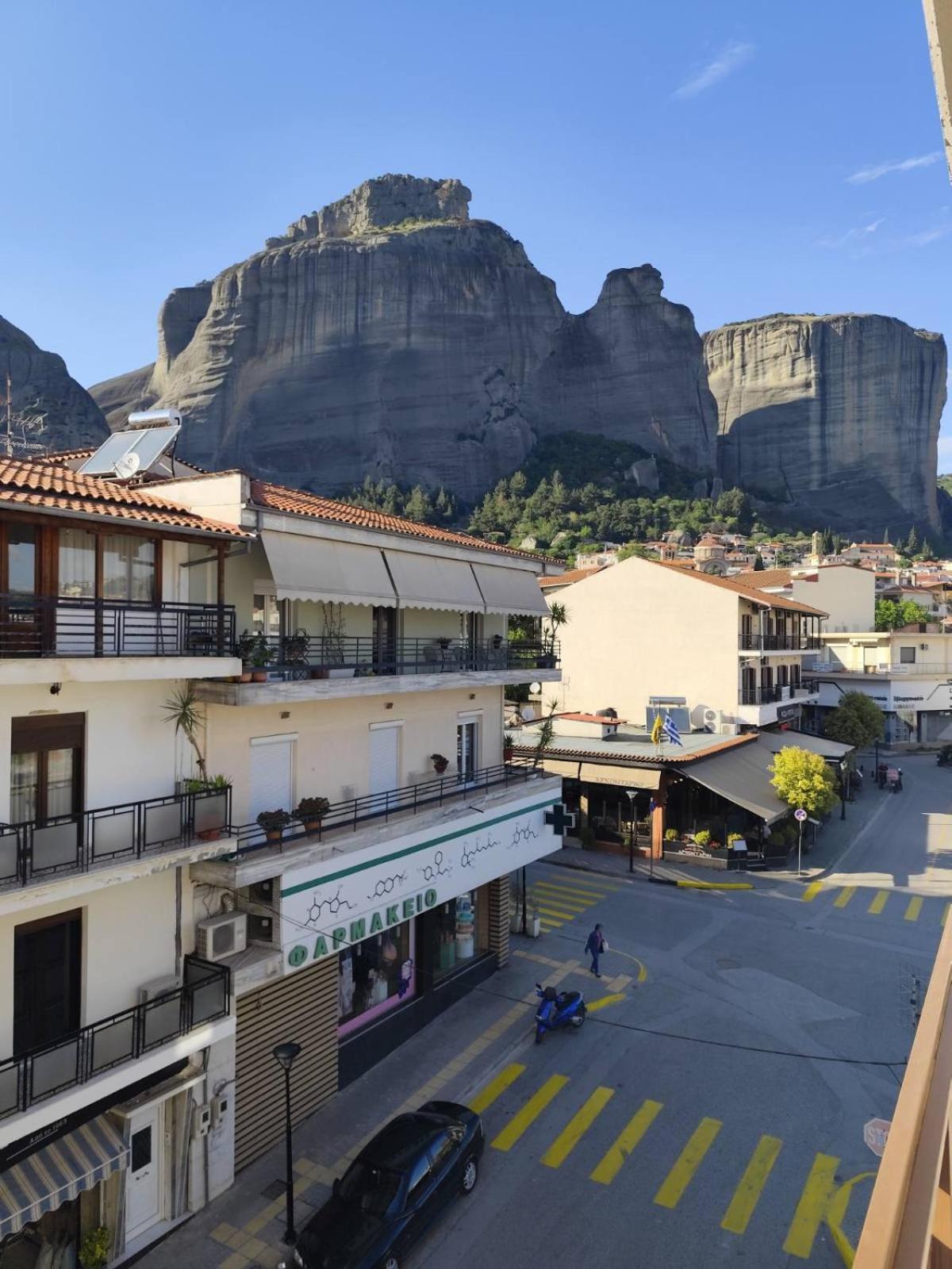 Meteora Gold And Glass カランバカ エクステリア 写真